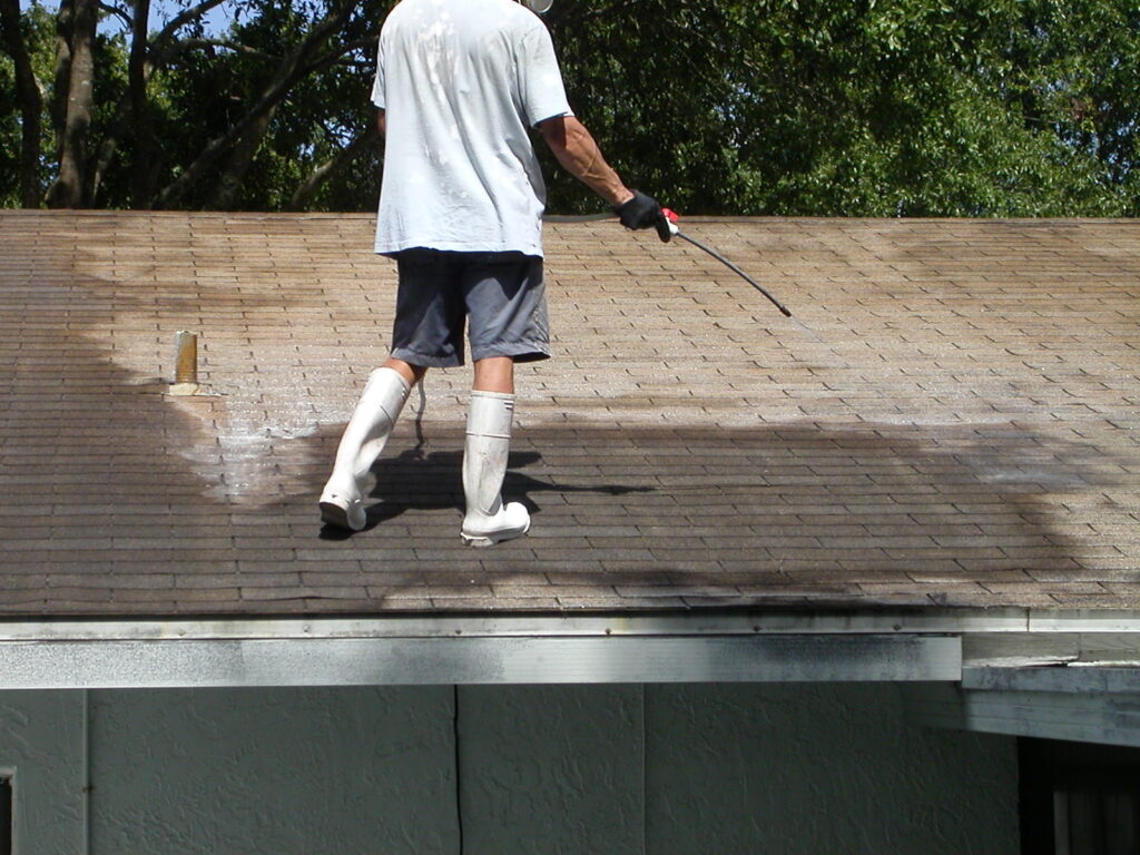 Manchester, NH's Shingle Roof Cleaning